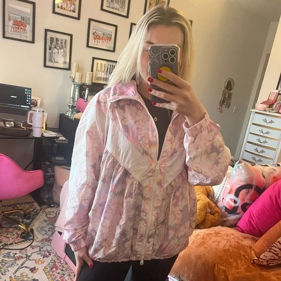 FP Movement x Hatch Under The Sun Maternity Zip Up| FP Windbreaker - Picture 6 of 15